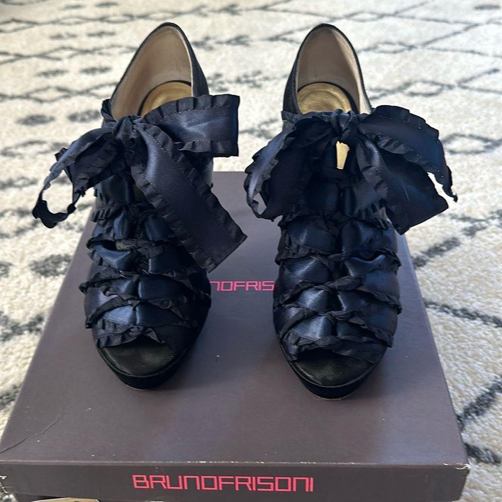 Bruno Frisoni Blue and Black Satin Lace Up Heels